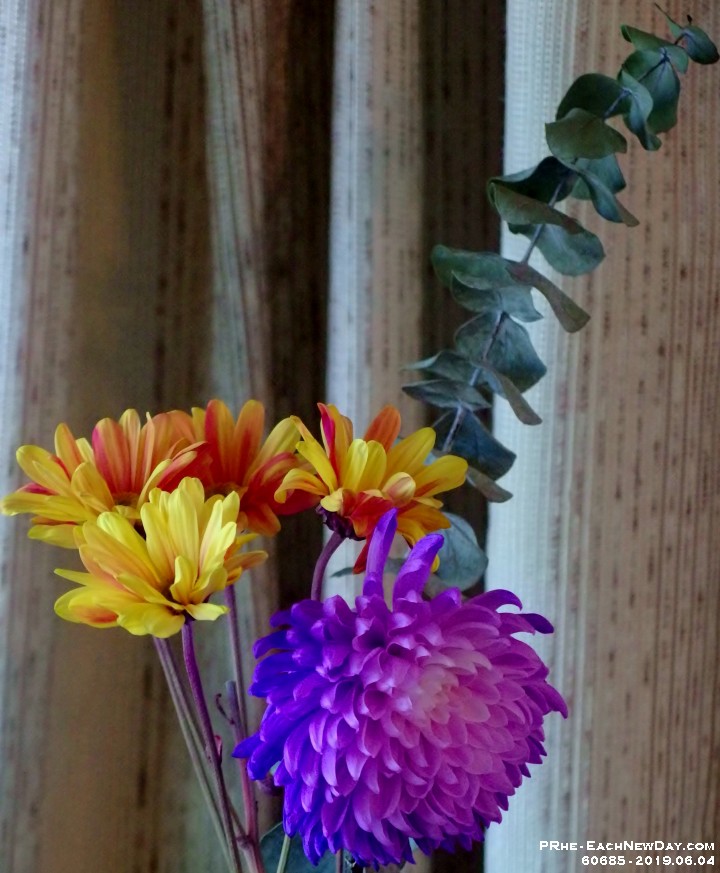 60685CrLe - Mom's flowers